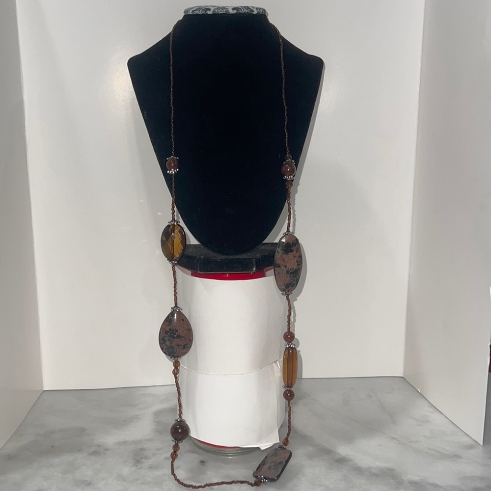 Brown necklace